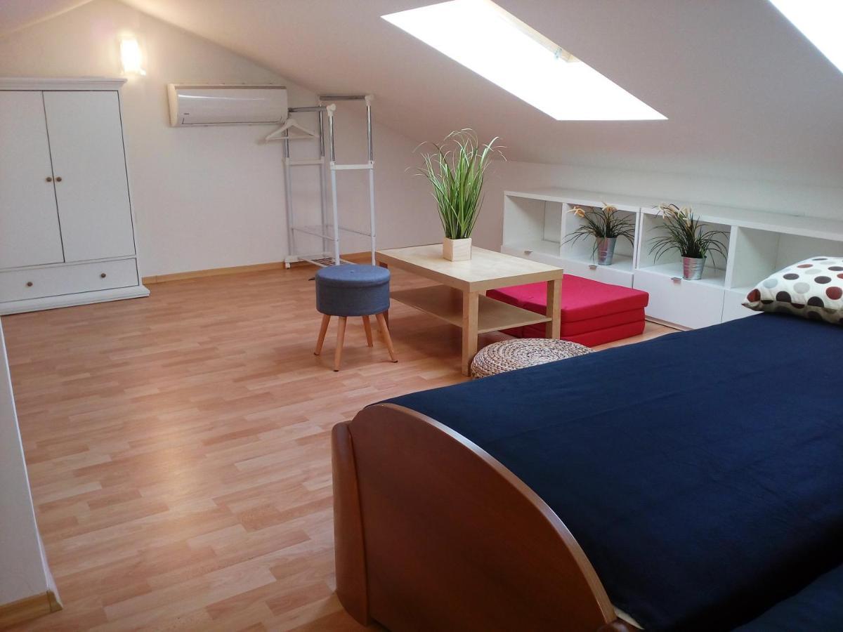 Gallery Apartman Nada Žaborić Zewnętrze zdjęcie