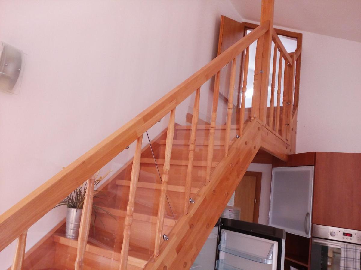 Gallery Apartman Nada Žaborić Zewnętrze zdjęcie